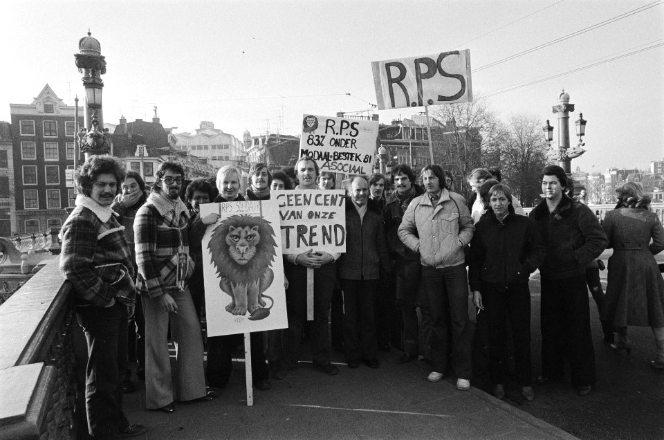 Solidariteitsactie ambtenaren RPS in Amsterdam, Bestanddeelnr 930-0301