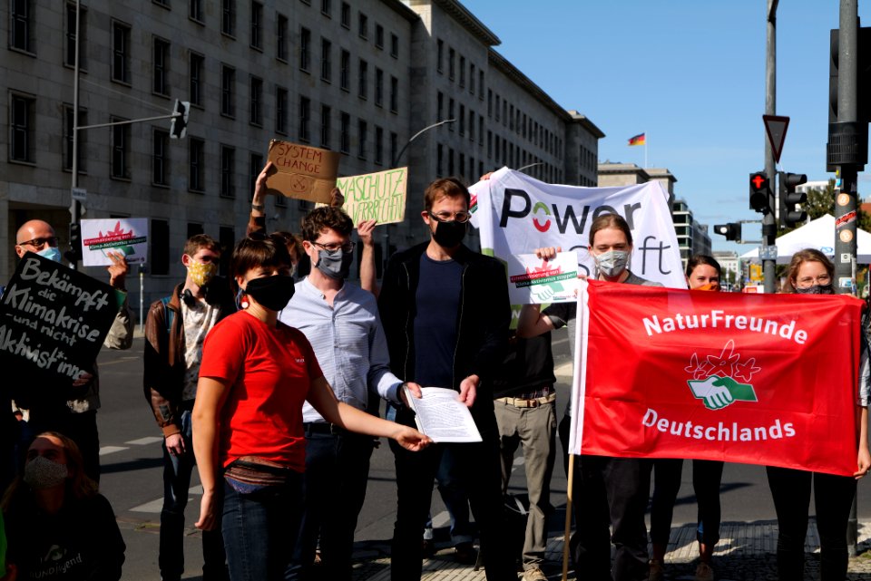 Solidarity declaration with Ende Gelände Berlin 2020-09-17 21