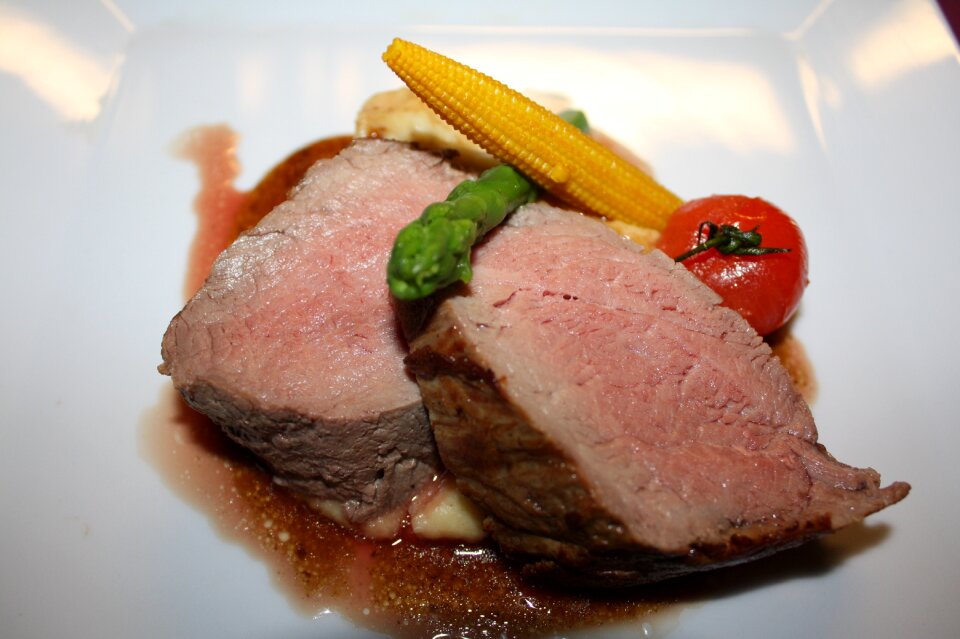 Restaurant meat eat