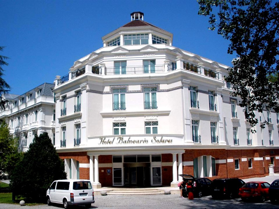 Solares (Medio Cudeyo) - Hotel Balneario 1