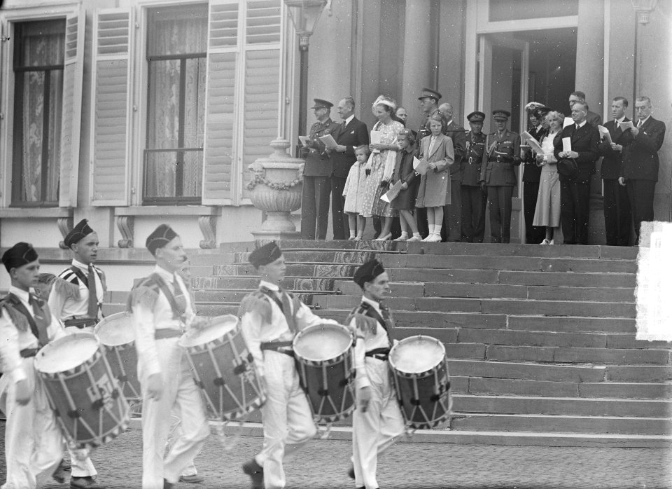Soestdijk, defile trommels, Bestanddeelnr 903-4790