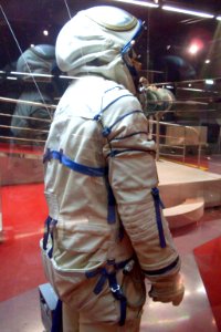 Sokol K space suit (MMA 2011) (2)