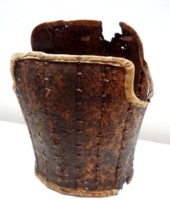 Short Cuirass, Kofun period, 4th century, from Omaruyama Tumulus, Kofu-shi, Yamanashi, iron plates joined with leather - Tokyo National Museum - DSC06382