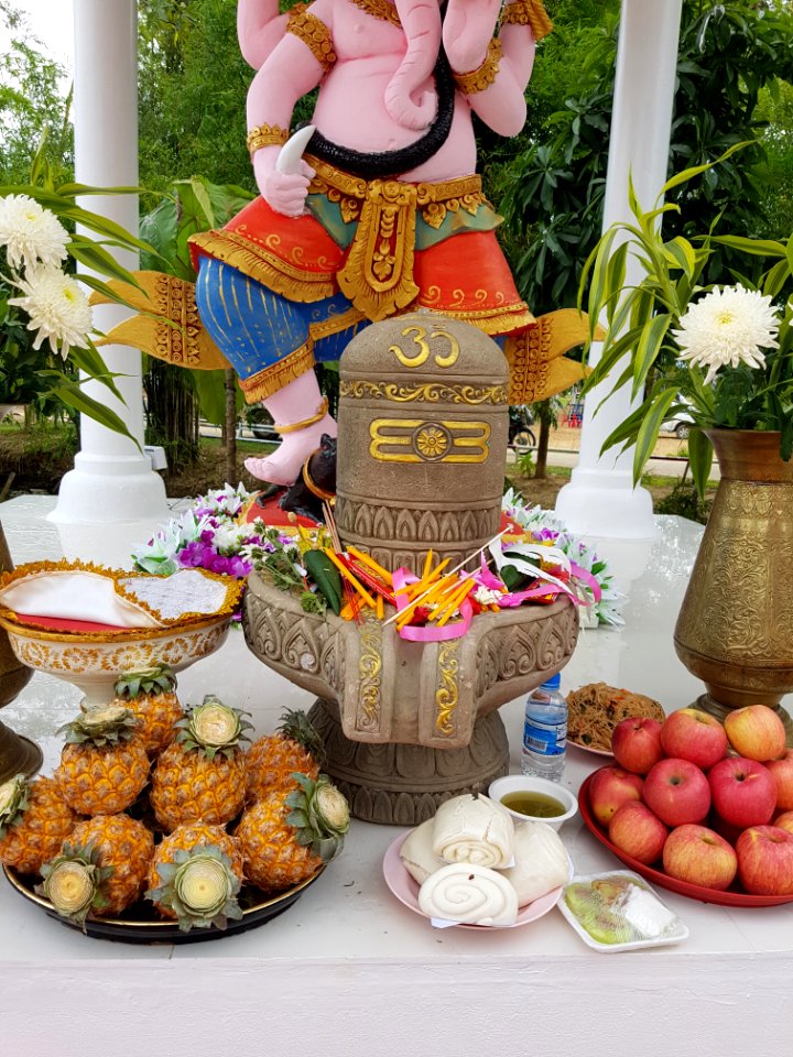 Shiva phallus - Wat Hiranyawat - Chiang Rai - 2017-01-02 - 001