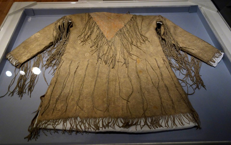 Shirt, Kiowa, c. 1890, hide, pigment - Cincinnati Art Museum - DSC04337