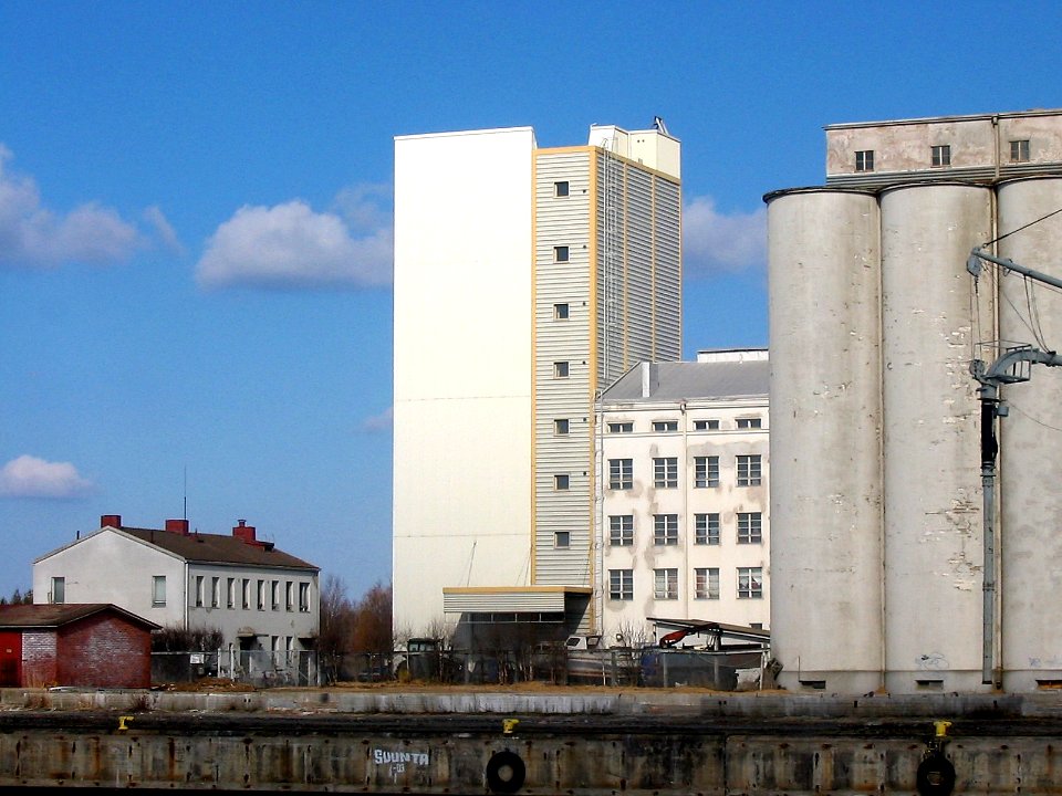 SOK Mill Toppila Oulu 20050417 02