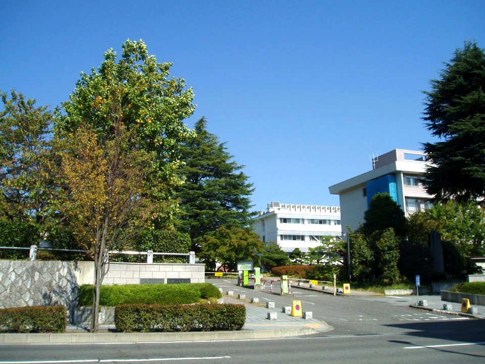 Shinshu-Univ-Nagano(Education)-2013101401