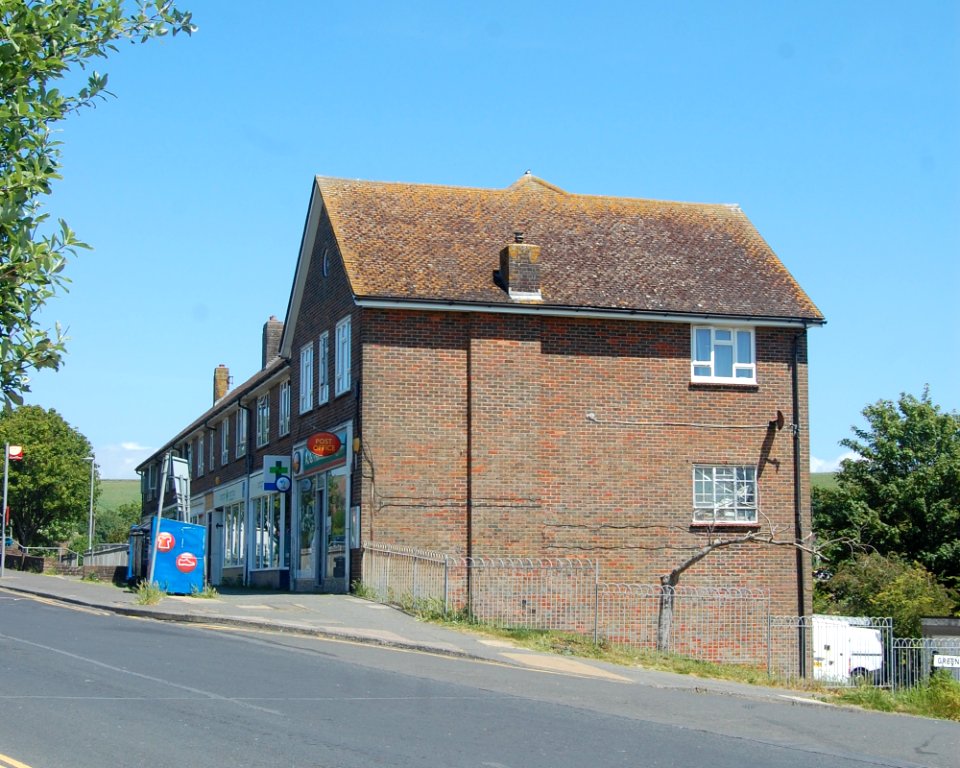 Shopping Parade, Cowley Drive, Woodingdean (May 2020)
