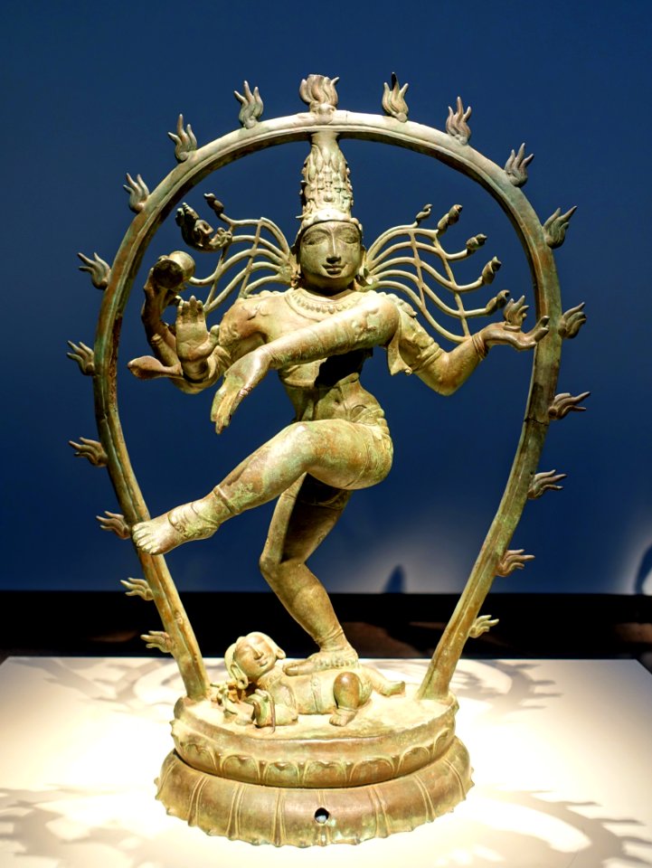 Shiva Nataraja (Lord of the Dance), Chola dynasty, c. 990 AD, Tamil Nadu, India, bronze - Freer Gallery of Art - DSC04509