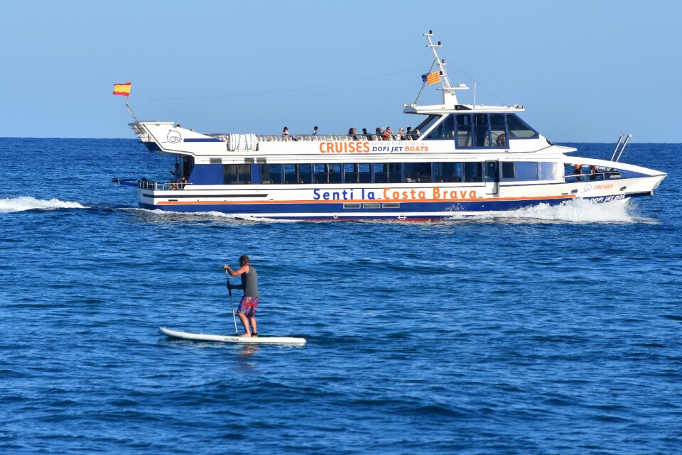 Water transport ship