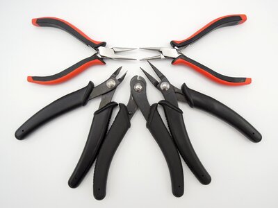 Tool pliers wire cutters