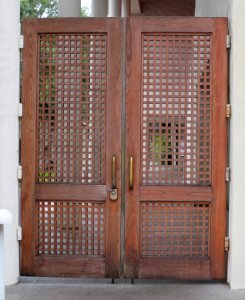Side doors of Honolulu Museum of Art designed by John Hara