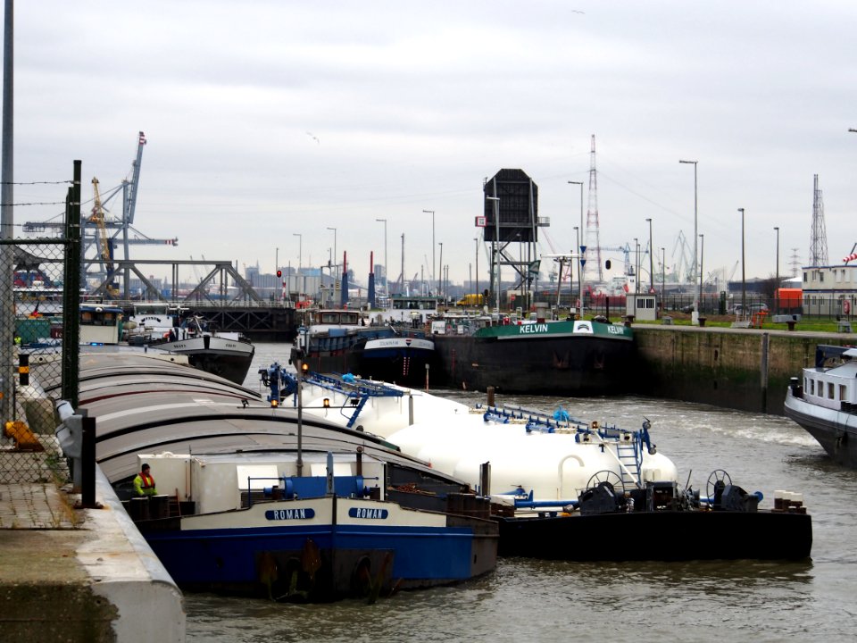 Ships in Boudewijnlock, Port of Antwerp