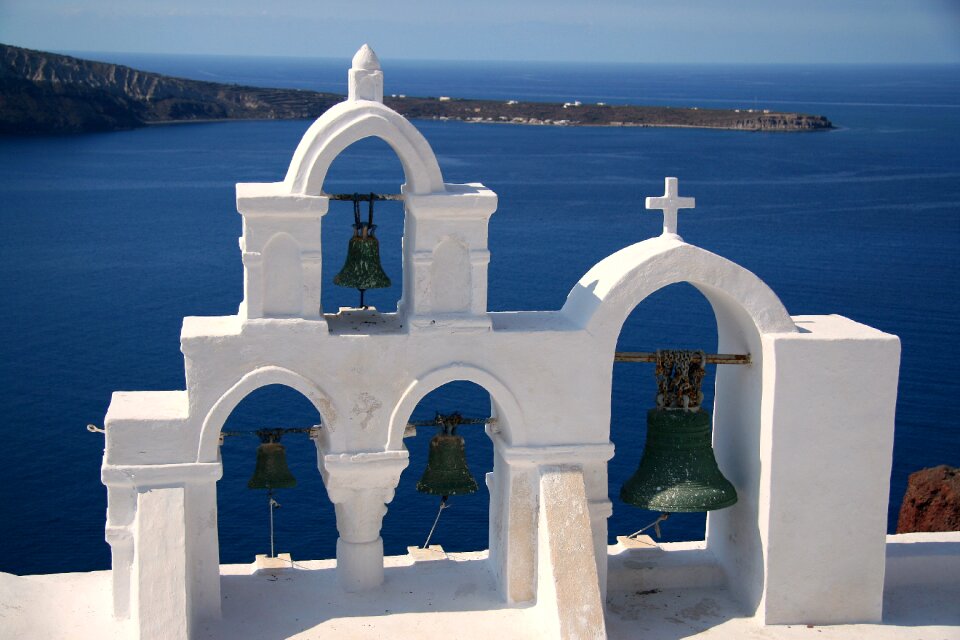 Caldera white houses greece