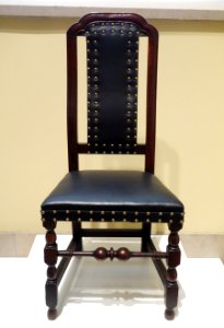 Side Chair, America, 1700-1710, wood and modern leather upholstery - Brooklyn Museum - DSC09092