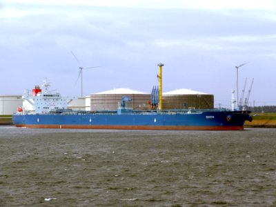 Show p2 at the '4e Petroleumhaven', Port of Rotterdam, Holland 14-Jul-2007