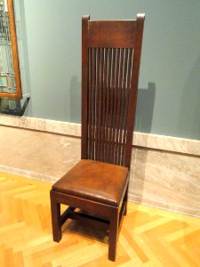 Side Chair, about 1902, Frank Lloyd Wright, American, oak with leather - Cleveland Museum of Art - DSC08954