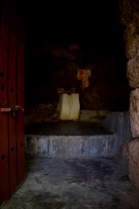 Shrine of Shekh Babik Shmesani at Lalish 03