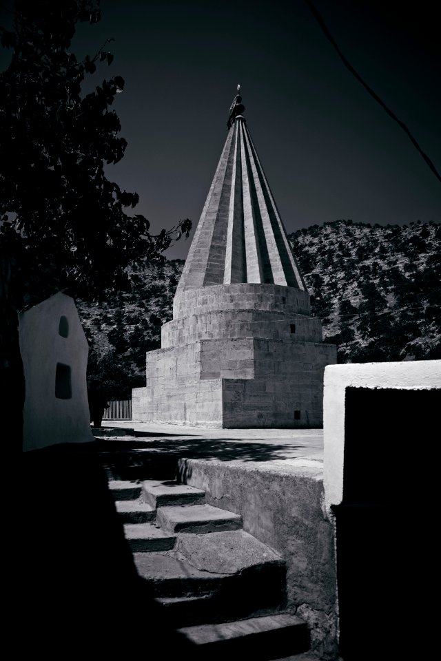 Shrine of Sheikh Shems in Lalish 02