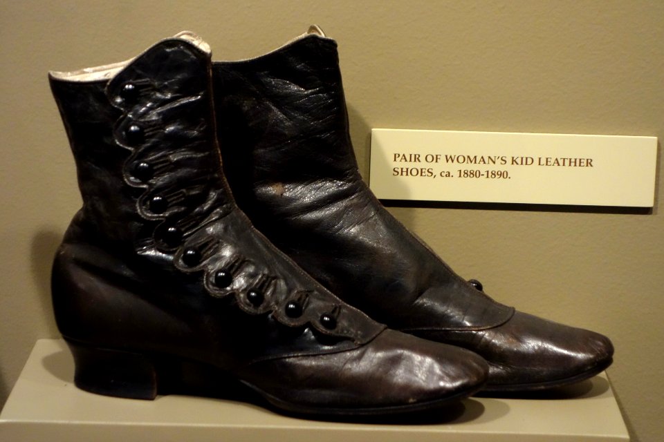 Shoes (women), kid leather, c. 1880-1890 - Wisconsin Historical Museum - DSC03219