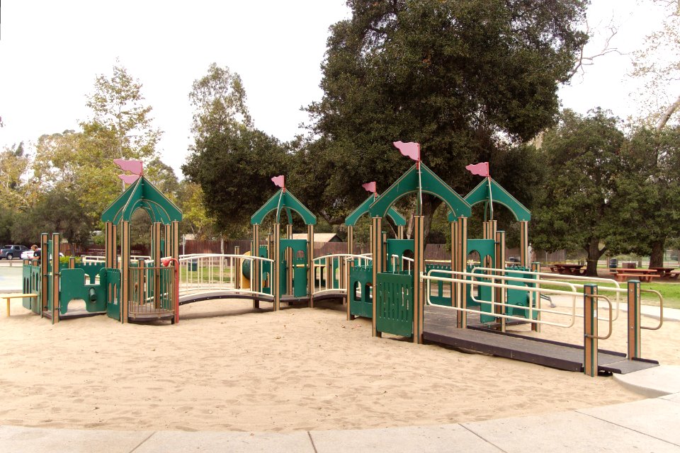 Shane's Inspiration Griffith Park east structures 2015-08-25