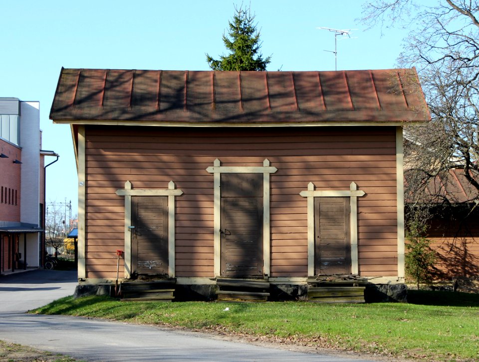 Shed Oulu Railway Station 20130518