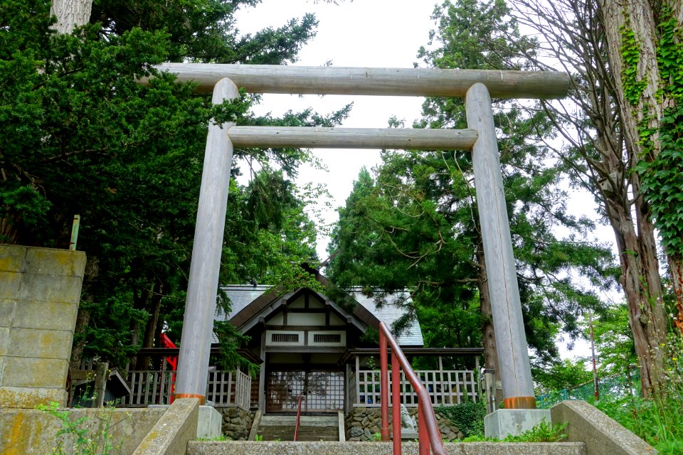 Shrine in Mutsukitajido Park - Mutsu, Aomori - DSC00135
