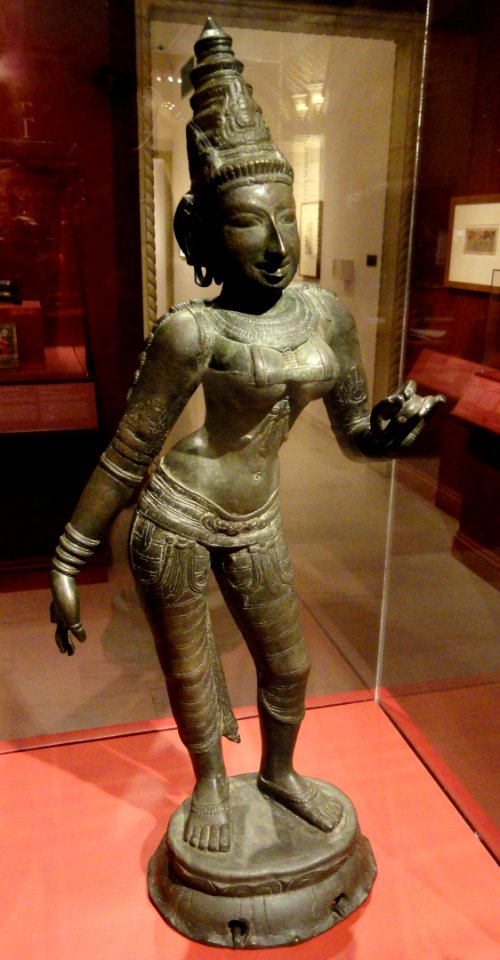Shri Devi, view 1, Tamil Nadu, India, 11th century AD, bronze - San Diego Museum of Art - DSC06430