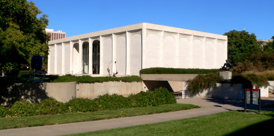 Sheldon Gallery (Lincoln, NE) from SW 2