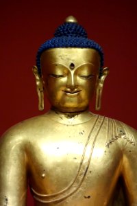 Shakyamuni Buddha, view 2, Tibet, 14th century, gilt bronze - Berkeley Art Museum and Pacific Film Archive - DSC04020
