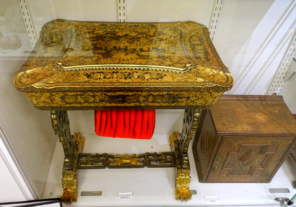 Sewing table, China, c. 1849, lacquerware, gilt, silk, ivory, bone, brass, HD 2005.9.1 - Flynt Center of Early New England Life - Deerfield, Massachusetts - DSC04834