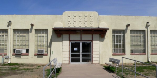 Shallow Water, Kansas school S entrance 1