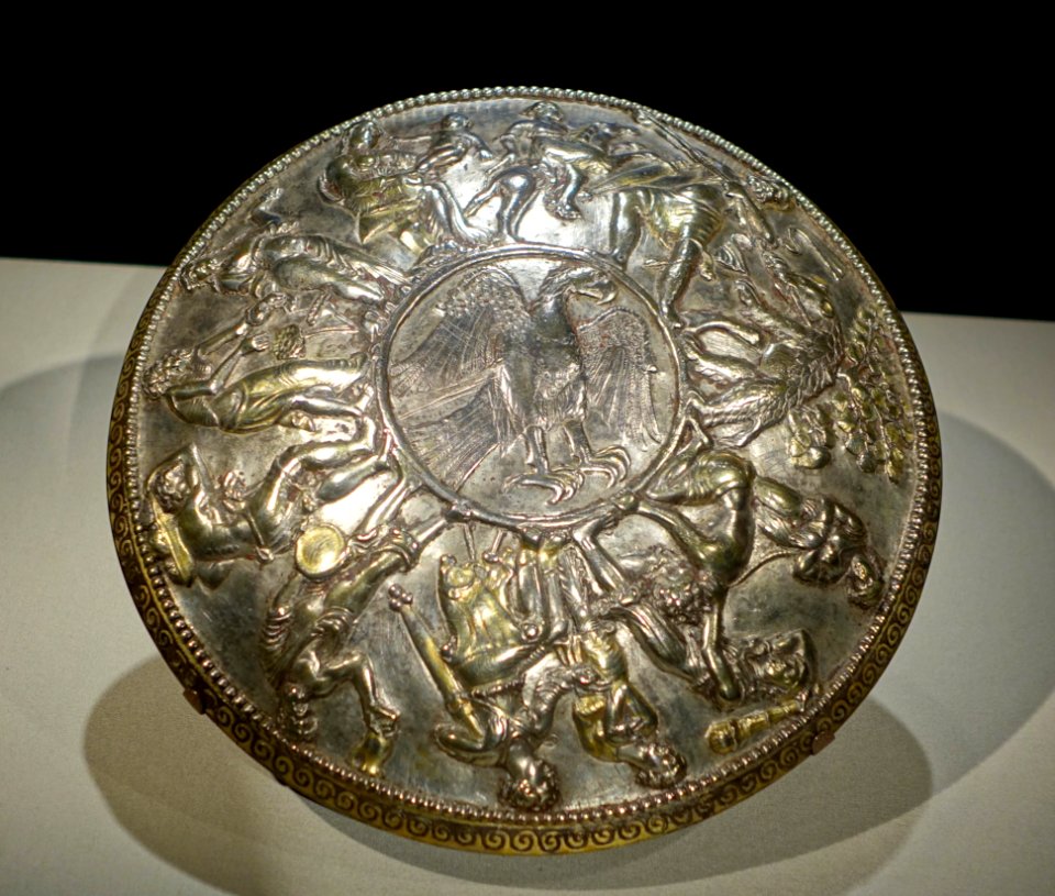 Shallow bowl, probably Afghanistan, Sasanian period, 5th-7th century AD, silver, gilt - Arthur M. Sackler Gallery - DSC05096