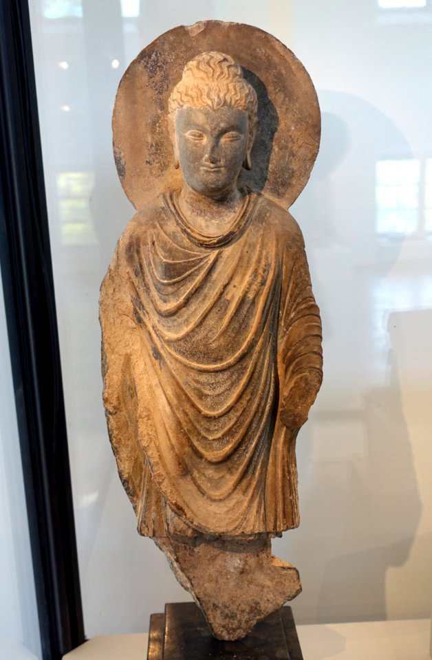 Shakyamuni Buddha, Gandhara, 3rd century AD, stone - Östasiatiska museet, Stockholm - DSC09334