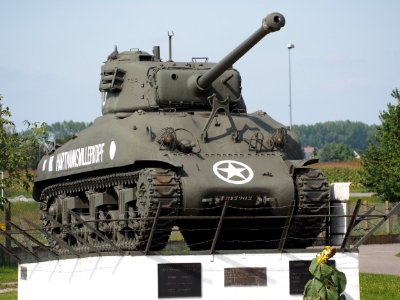 Sherman tank, Hartmanns Willerkopf at Casemate 35-3 - Marckolsheim, photo 6