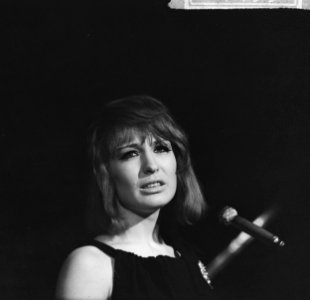 Shaffy Chantant in Rembrandttheater, Liesbeth List, Bestanddeelnr 917-4331