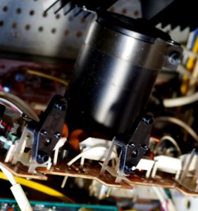 Sharp Optonica SA-2121H receiver power amps TO-3 sockets, main reservoir