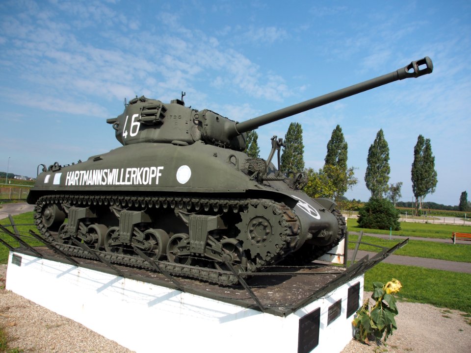 Sherman tank, Hartmanns Willerkopf at Casemate 35-3 - Marckolsheim, photo 2