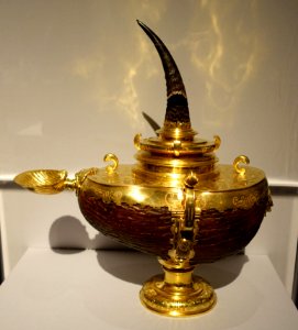 Seychelles nut vessel, Portugal, 1575-1600, Lodoicea maldivica nut, Capricornis sumatrensis horn, gilt silver - Metropolitan Museum of Art - New York City - DSC06959