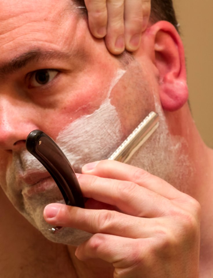 Shaving with a Wacker straight razor