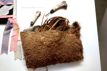 Sewing bag, Winnebago, 1880-1900 - Wisconsin Historical Museum - DSC02907