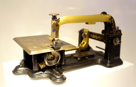 Sewing machine, Wheeler & Wilson, Mora Mekaniska Fabrik, 1868 AD, TM6364 - Tekniska museet - Stockholm, Sweden - DSC01625