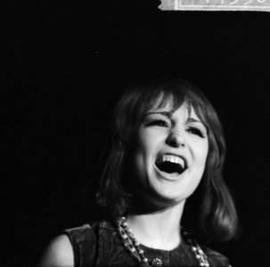Shaffy Chantant in Rembrandttheater, Liesbeth List, Bestanddeelnr 917-4330