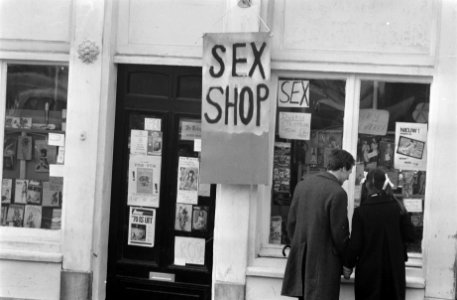 Sex-shop op Reguliersgracht Amsterdam. Exterieur, Bestanddeelnr 923-2461