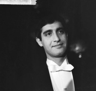 Shaffy Chantant in Rembrandttheater, Polo de Haas, Bestanddeelnr 917-4334