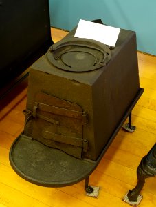 Shaker style stove, c. 1800, iron - Old Colony History Museum - Taunton, Massachusetts - DSC03831