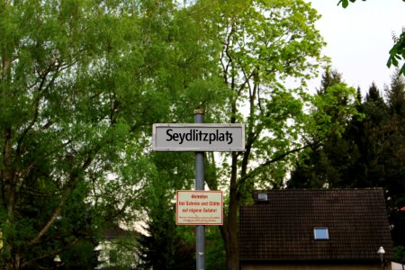 Seydlitzplatz Straßenschild