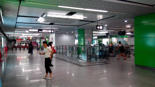 Shenzhen Metro Line 5 Minzhi Sta Concourse