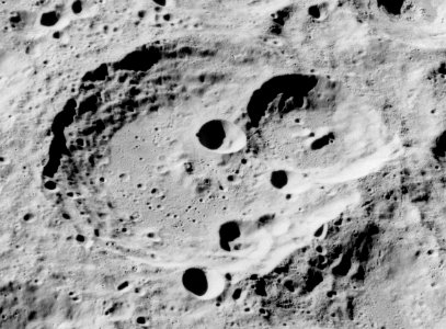Seyfert crater AS16-M-3001 ASU
