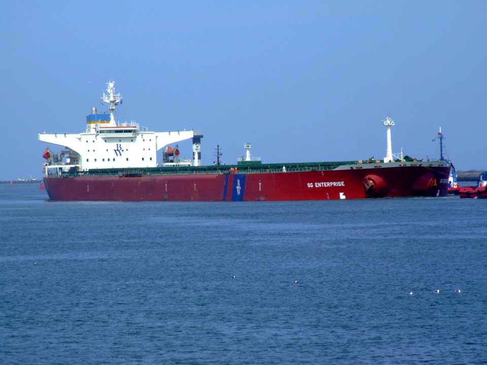 SG Enterprise p16 approaching Port of Rotterdam, Holland 20-May-2007